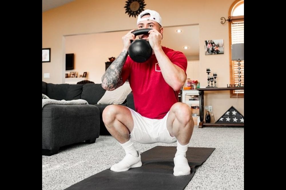 Buy Kettlebells Made in the USA. Fast Flat Rate Shipping USA Iron